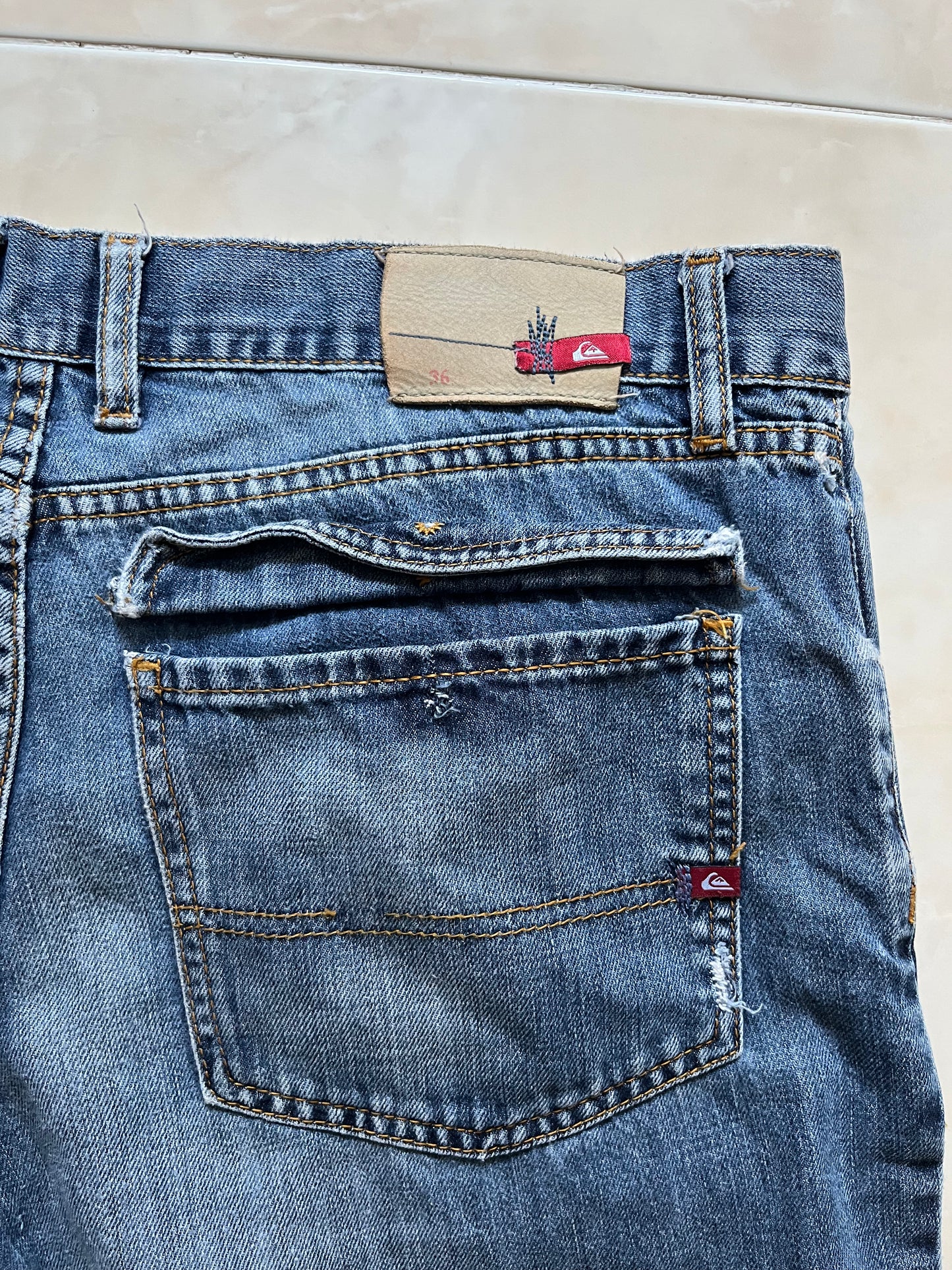 Jorts Quicksilver Vintage 00's (36)