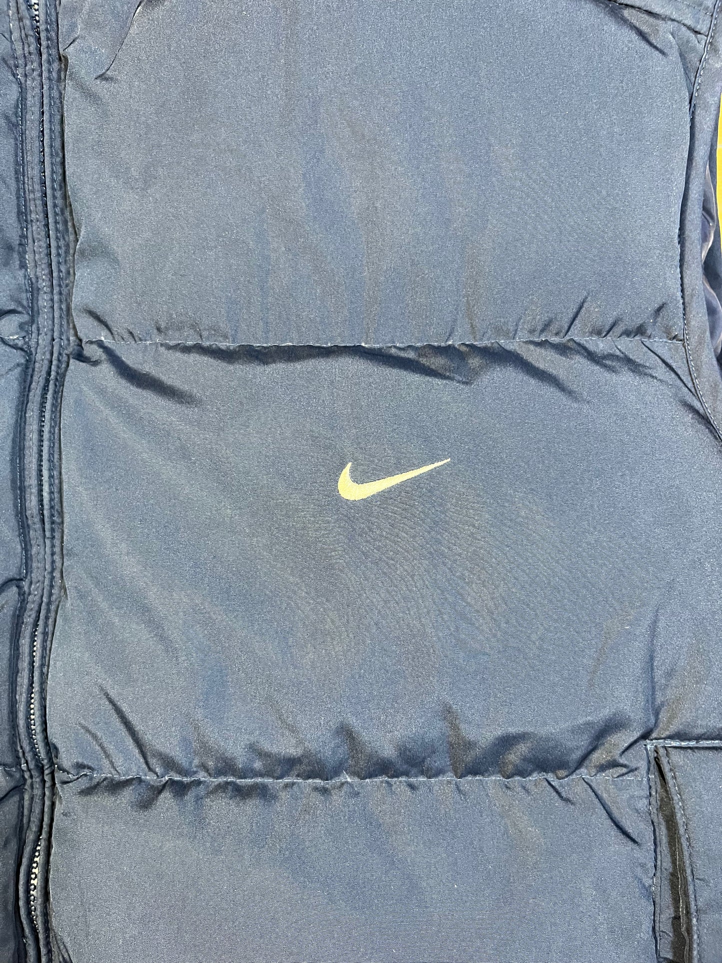 Smanicato Nike Vintage 00's (L)