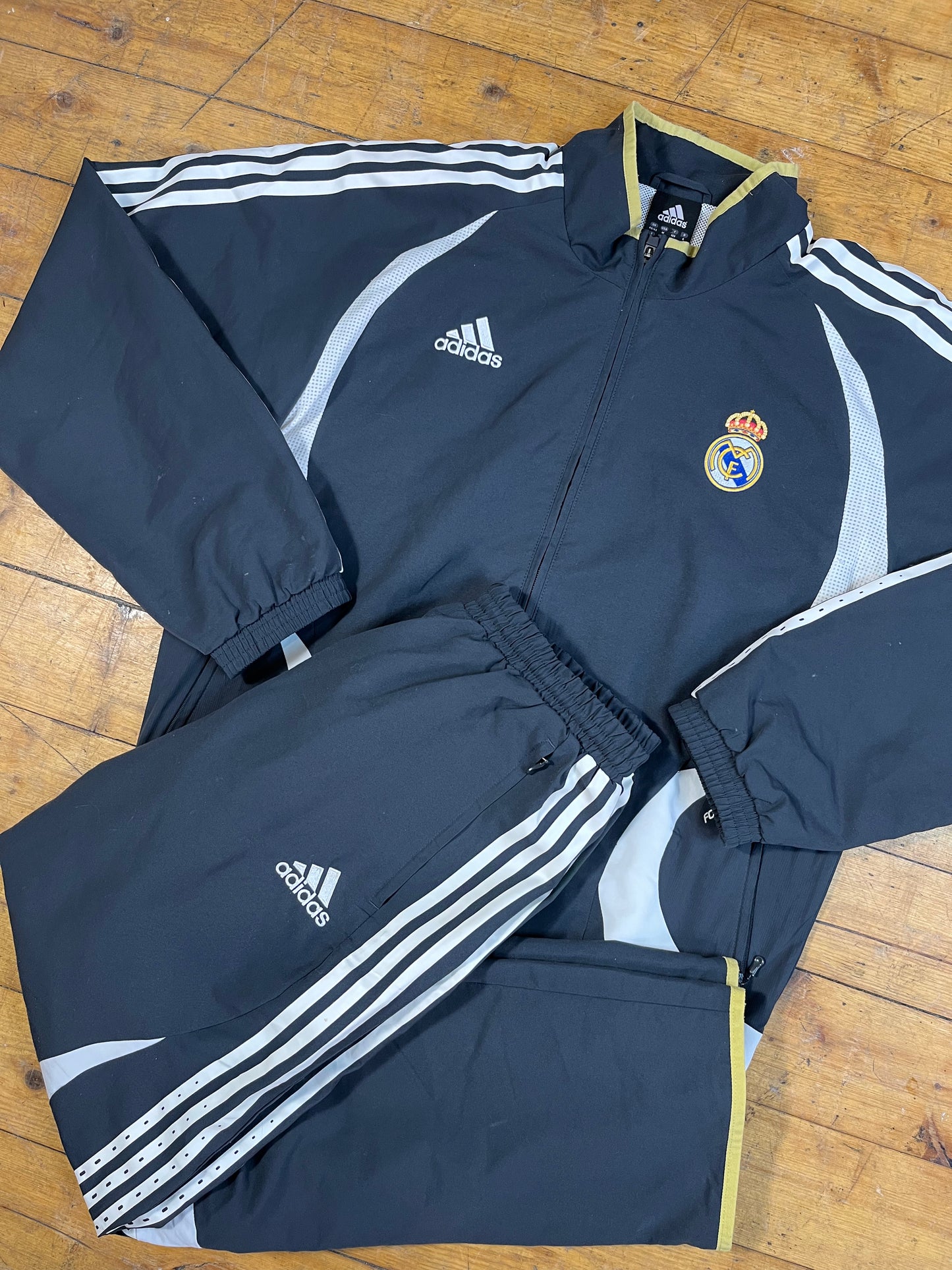 Tuta Completa Adidas Real Madrid 2006 (M)