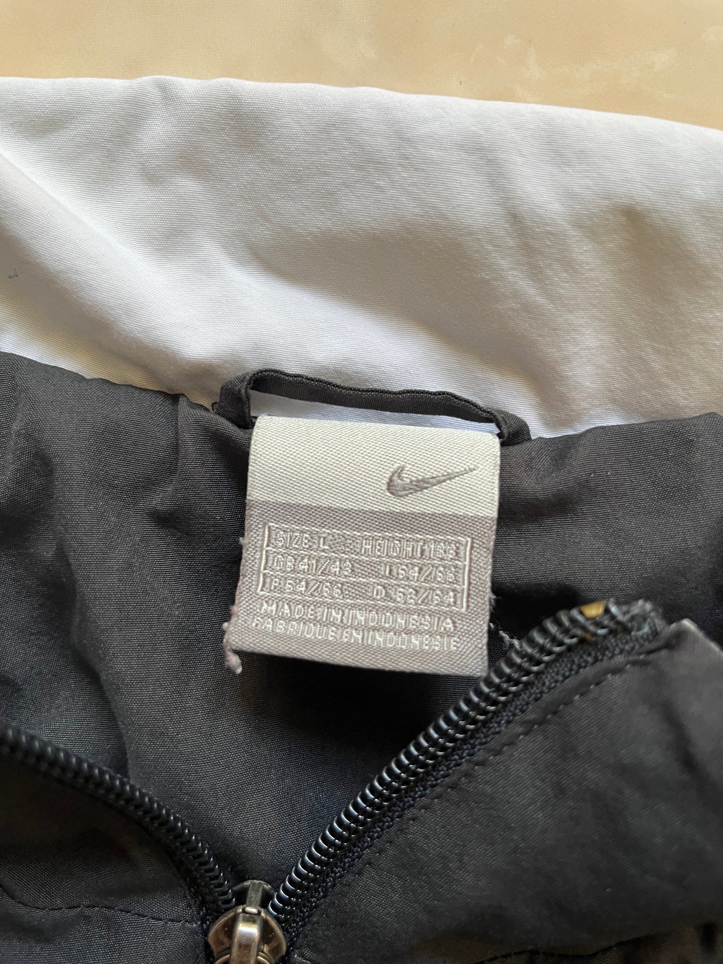 Windbreaker Completo Nike Vintage 00's (L)